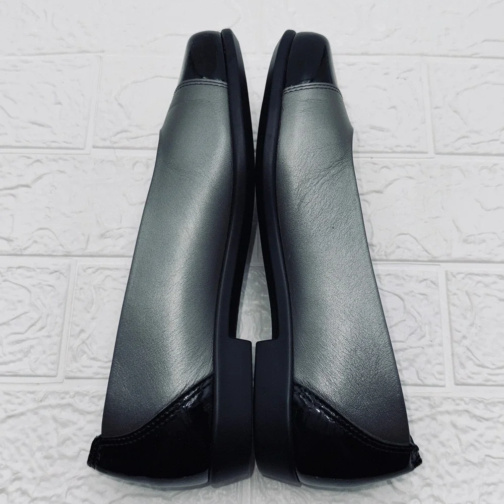 SAS Tripad Comfort Flats Women 7.5 M Grey Black Excellent Patent Cap Toe Leather